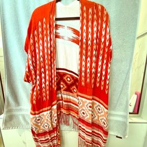 Beautiful open front poncho/cardigan